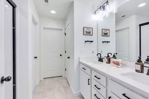 11682 S Silver Pond Dr, South Jordan, UT 84009 - Photo 16