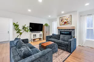 11682 S Silver Pond Dr, South Jordan, UT 84009 - Photo 2