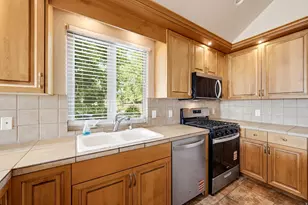 1893 E 4500 S, Holladay, UT 84117 - Photo 12