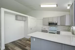 13036 S Quincee Ct, Riverton, UT 84065 - Photo 14
