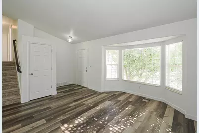 13036 S Quincee Ct, Riverton, UT 84065 - Photo 4