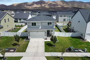 3410 N Sparrow Ln, Eagle Mountain, UT 84043 - Photo 4