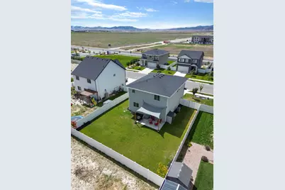 3410 N Sparrow Ln, Eagle Mountain, UT 84043 - Photo 36