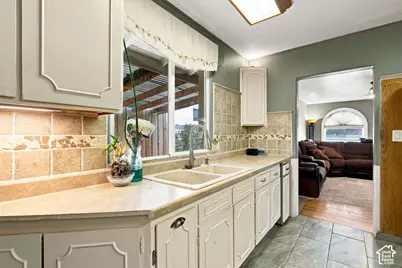 2887 S 9050 W, Magna, UT 84044 - Photo 14
