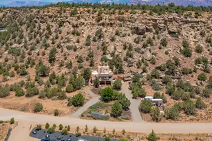 994 W Foothill Dr, Apple Valley, UT 84737 - Photo 4