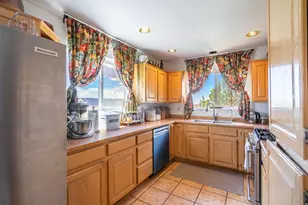 994 W Foothill Dr, Apple Valley, UT 84737 - Photo 56