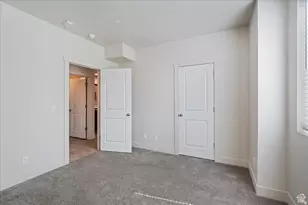 154 W 7th St S, Ogden, UT 84404 - Photo 4
