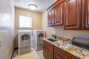 1636 E Boulder Springs Dr, Saint George, UT 84790 - Photo 18