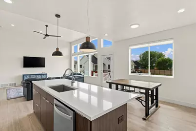 273 W 400 S, Lehi, UT 84043 - Photo 12