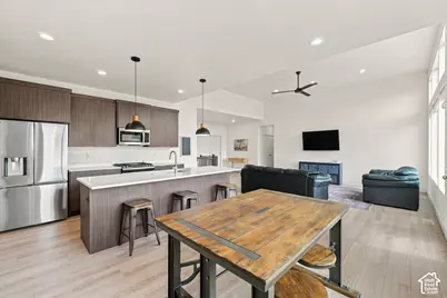 273 W 400 S, Lehi, UT 84043 - Photo 8