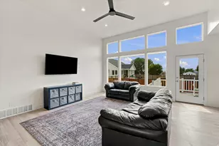 273 W 400 S, Lehi, UT 84043 - Photo 6