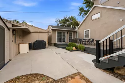 3452 S 2000 E, Salt Lake City, UT 84109 - Photo 40