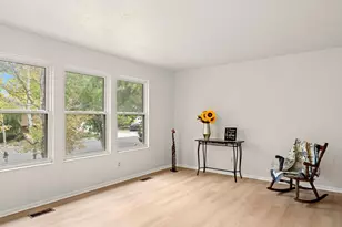 339 Carol Dr, Layton, UT 84041 - Photo 2