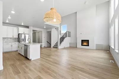 427 W Peppergrass Way N, Saratoga Springs, UT 84045 - Photo 2