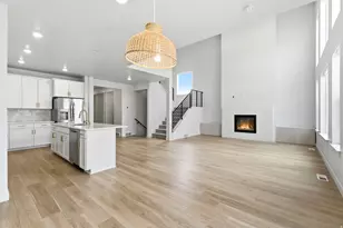 427 W Peppergrass Way N, Saratoga Springs, UT 84045 - Photo 2