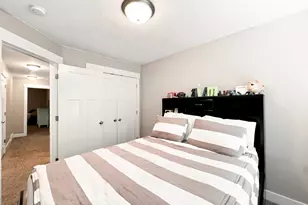 9256 S Ashbourne Dr, Sandy, UT 84094 - Photo 22