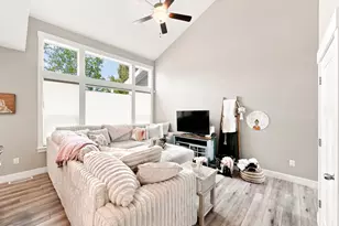 9256 S Ashbourne Dr, Sandy, UT 84094 - Photo 6