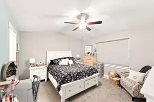 9256 S Ashbourne Dr, Sandy, UT 84094 - Photo 16
