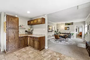 3452 S 2000 E, Salt Lake City, UT 84109 - Photo 10