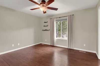 156 E 2050 N, North Ogden, UT 84414 - Photo 8