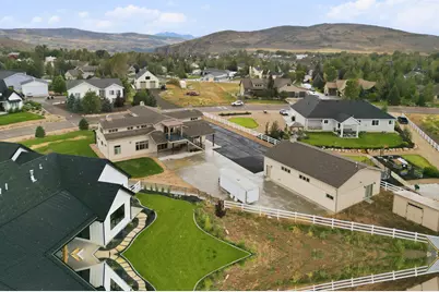 560 Aspen Rd, Francis, UT 84036 - Photo 8