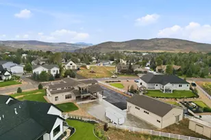 560 Aspen Rd, Francis, UT 84036 - Photo 8