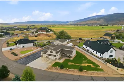 560 Aspen Rd, Francis, UT 84036 - Photo 1