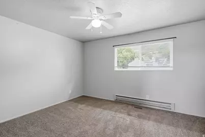 2211 Valley Dr, Layton, UT 84040 - Photo 12