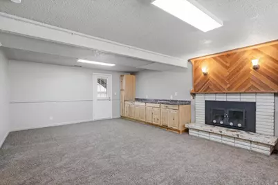2211 Valley Dr, Layton, UT 84040 - Photo 20