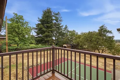 2211 Valley Dr, Layton, UT 84040 - Photo 30
