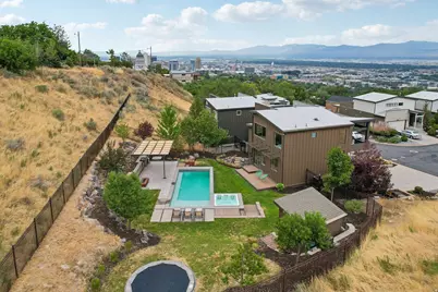 73 E Columbus Ct, Salt Lake City, UT 84103 - Photo 2