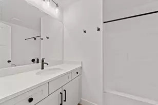 1475 W Skyline Dr, Saratoga Springs, UT 84045 - Photo 10