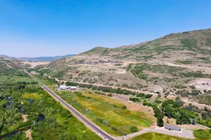 5251 N Woodway Dr, Heber City, UT 84032 - Photo 10
