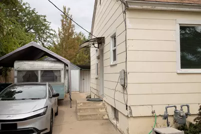 2086 W 5600 S, Roy, UT 84067 - Photo 6