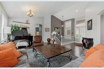 5326 W Mountain Vista Dr, West Jordan, UT 84081 - Photo 4