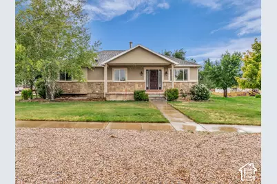 190 E 300 S, Fillmore, UT 84631 - Photo 2