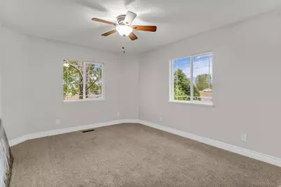 190 E 300 S, Fillmore, UT 84631 - Photo 26