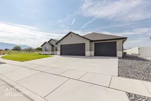 3673 W Stanmore Dr, Taylor, UT 84401 - Photo 2