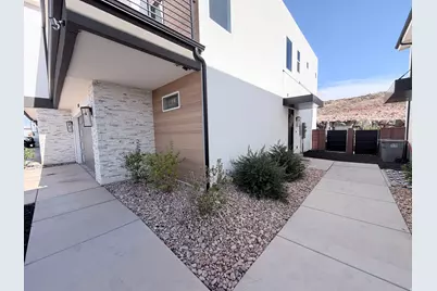 738 E Desert Cactus Dr #104, Washington, UT 84780 - Photo 2