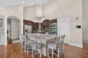 1084 Loch Lomond Cir, Syracuse, UT 84075 - Photo 12
