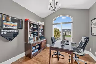 1084 Loch Lomond Cir, Syracuse, UT 84075 - Photo 6