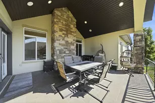 1084 Loch Lomond Cir, Syracuse, UT 84075 - Photo 42