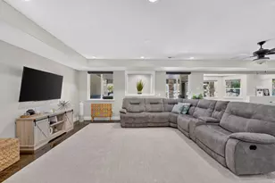 1084 Loch Lomond Cir, Syracuse, UT 84075 - Photo 24