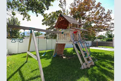 9643 S 1630 W, South Jordan, UT 84095 - Photo 48