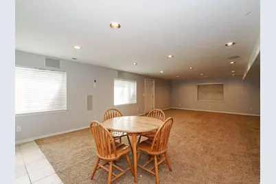 9643 S 1630 W, South Jordan, UT 84095 - Photo 38