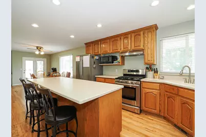 9643 S 1630 W, South Jordan, UT 84095 - Photo 4