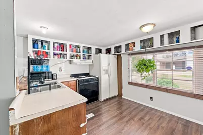 1150 N 200 W #19, Lehi, UT 84043 - Photo 6