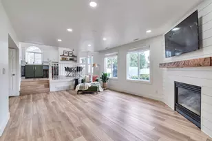 549 E Willow Springs Ln, Draper, UT 84020 - Photo 12