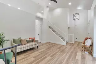 549 E Willow Springs Ln, Draper, UT 84020 - Photo 4