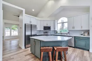 549 E Willow Springs Ln, Draper, UT 84020 - Photo 6